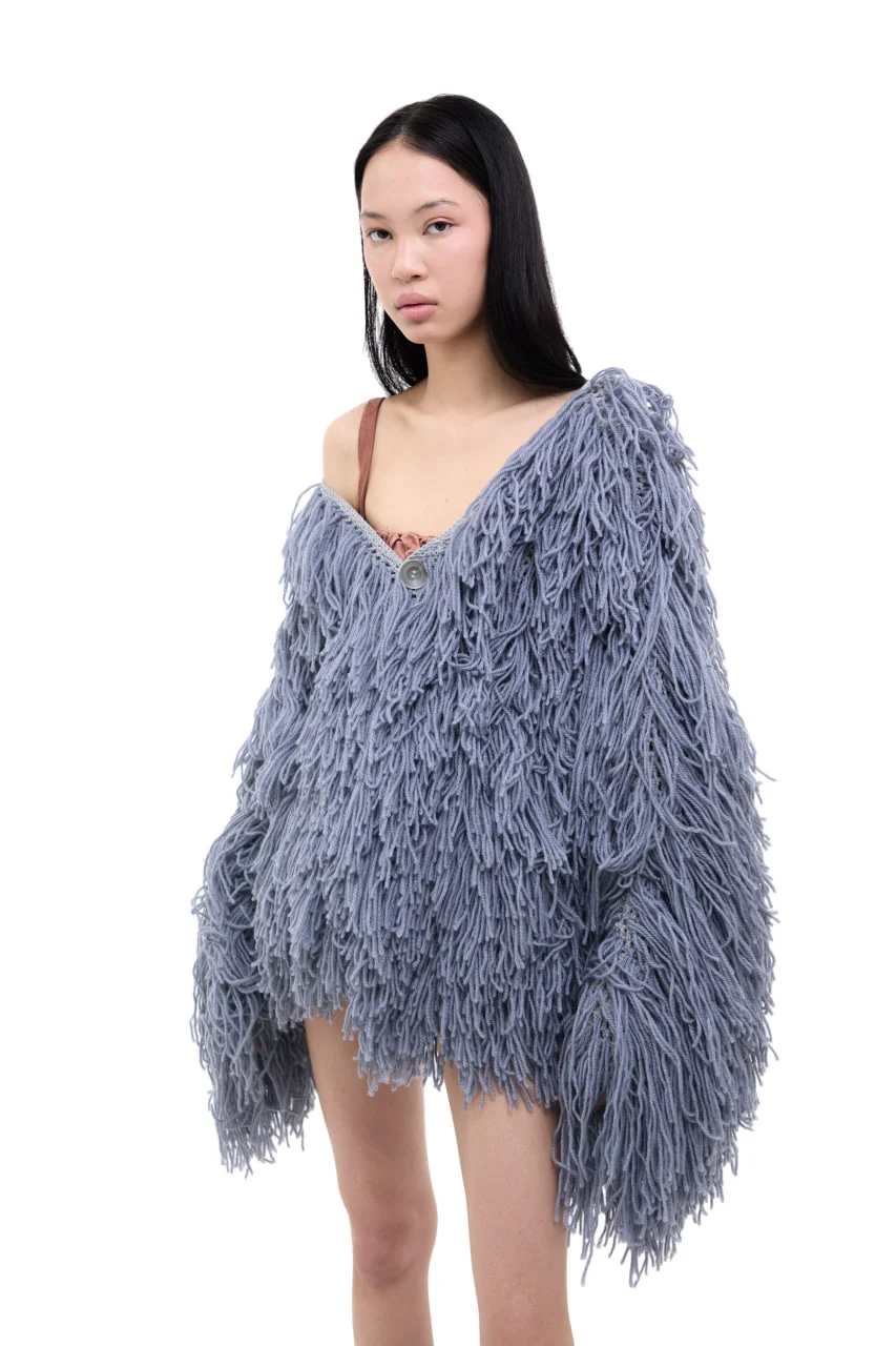 Изделие подходит для весенне-летней погоды. Очень уютное и эффектное изделие