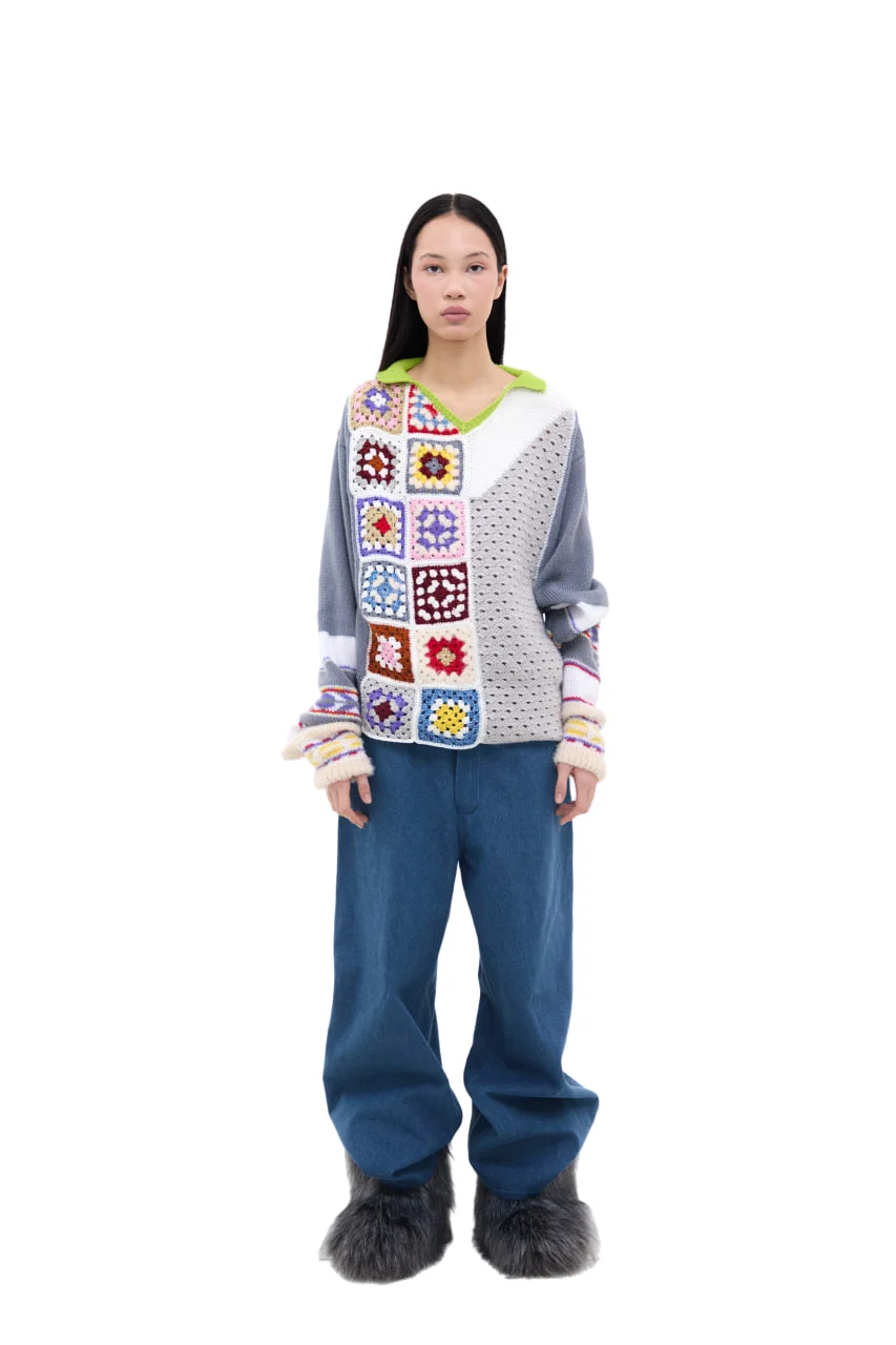 Известный всем бабушкин квардат в новом прочтении. связан крючком и спицами