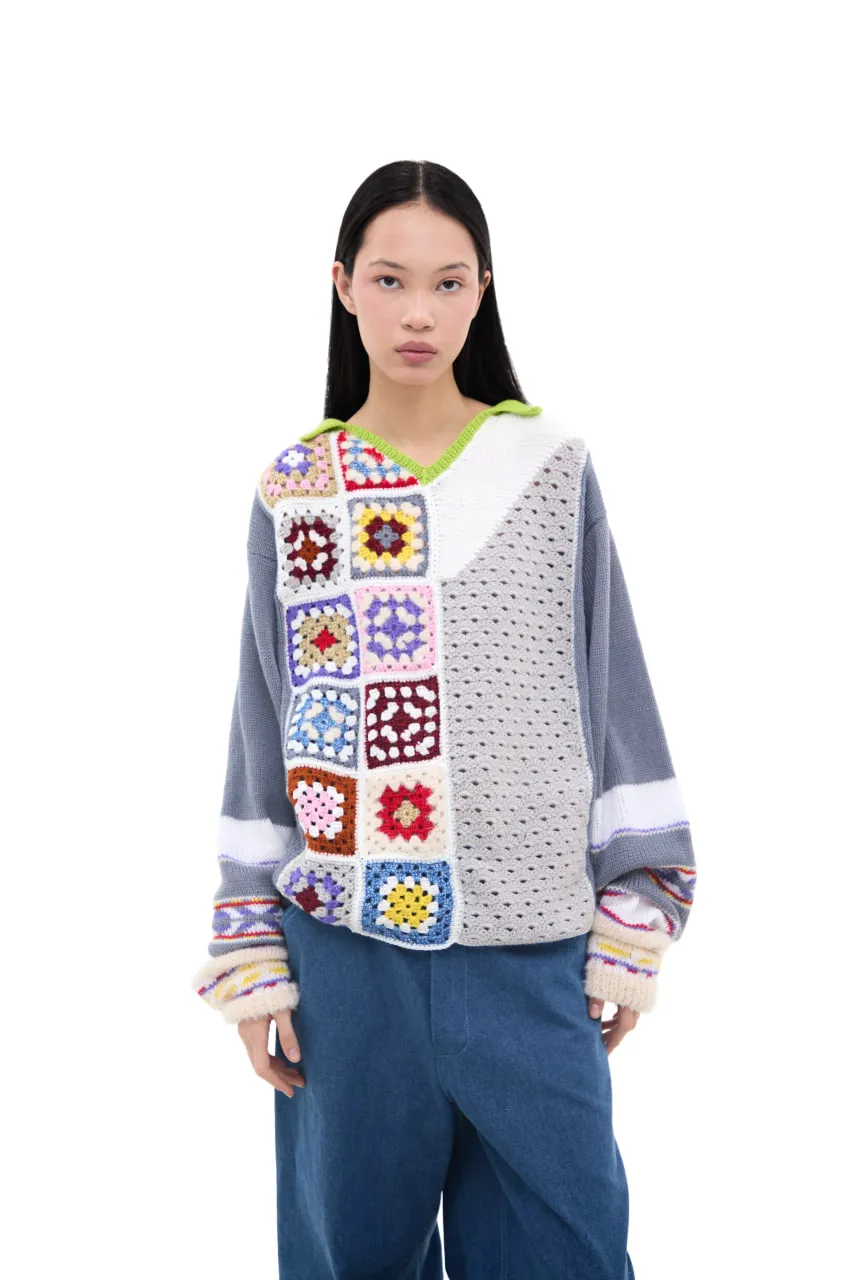 Известный всем бабушкин квардат в новом прочтении. связан крючком и спицами