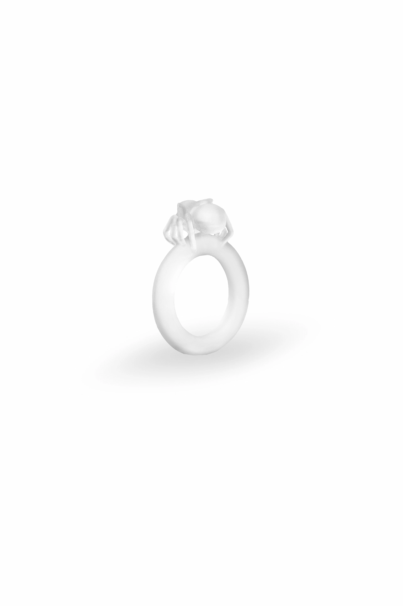 Полупрозрачное кольцо с миниатюрным пауком — \"Чихпаук\". Ручная работа. Лёгкое, необычное, похоже на игрушку из снов.